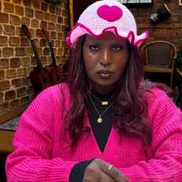 Avatar for alizeh Mae