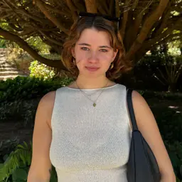 Avatar for Selina Peixoto
