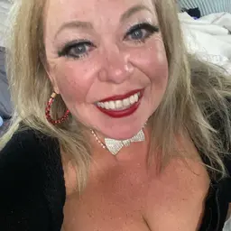 Avatar for Chrissy Spencer